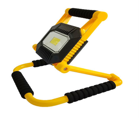 購入 1500ルーメン充電式防水IP65 LEDワークライトポータブル折りたたみ式360°回転スタンド付き オンライン製造